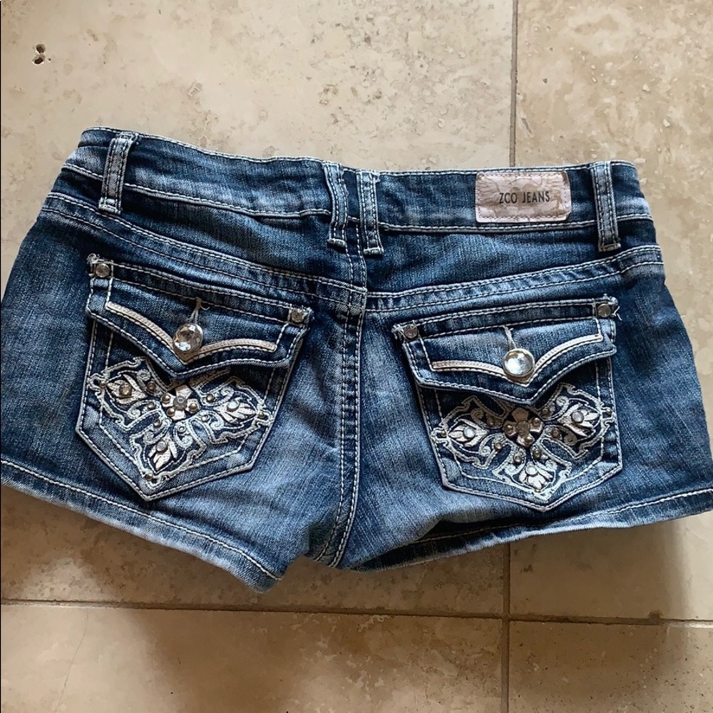 Jean shorts embellished